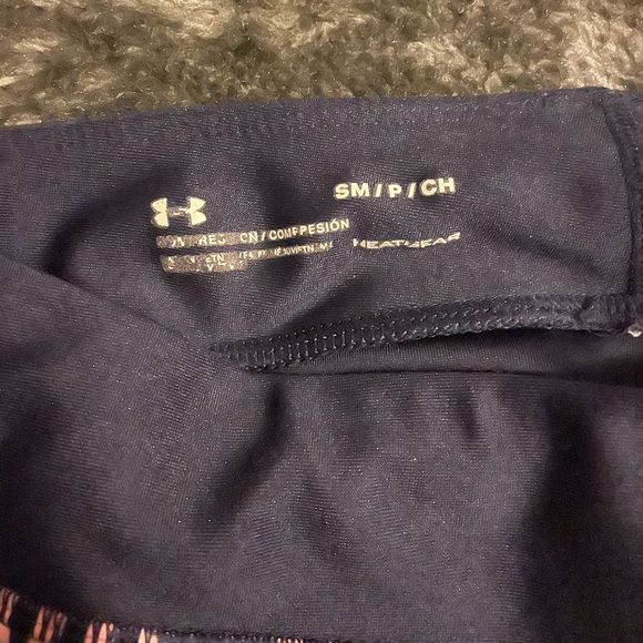 HOST PICK 🌟 Under Armour Navy + pink compression full length leggings - Picture 3 of 3